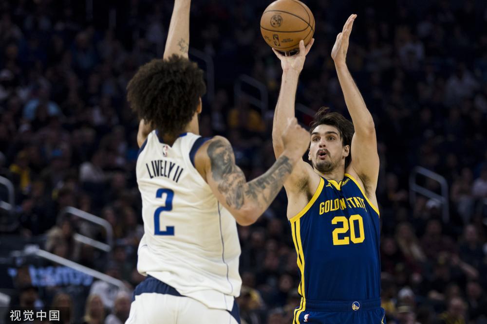 同时继续闪 同时继续闪